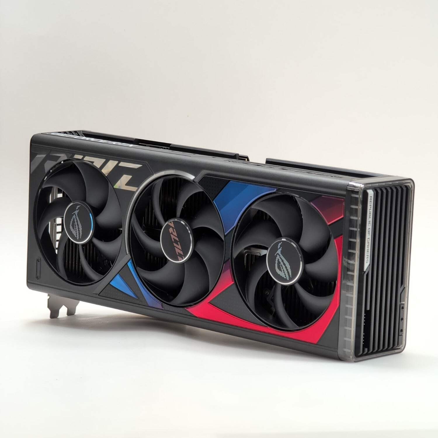A. PREMIUM OFFER Asus GeForce  - Rtx 4090 24Gb Gddr6X recension och pris